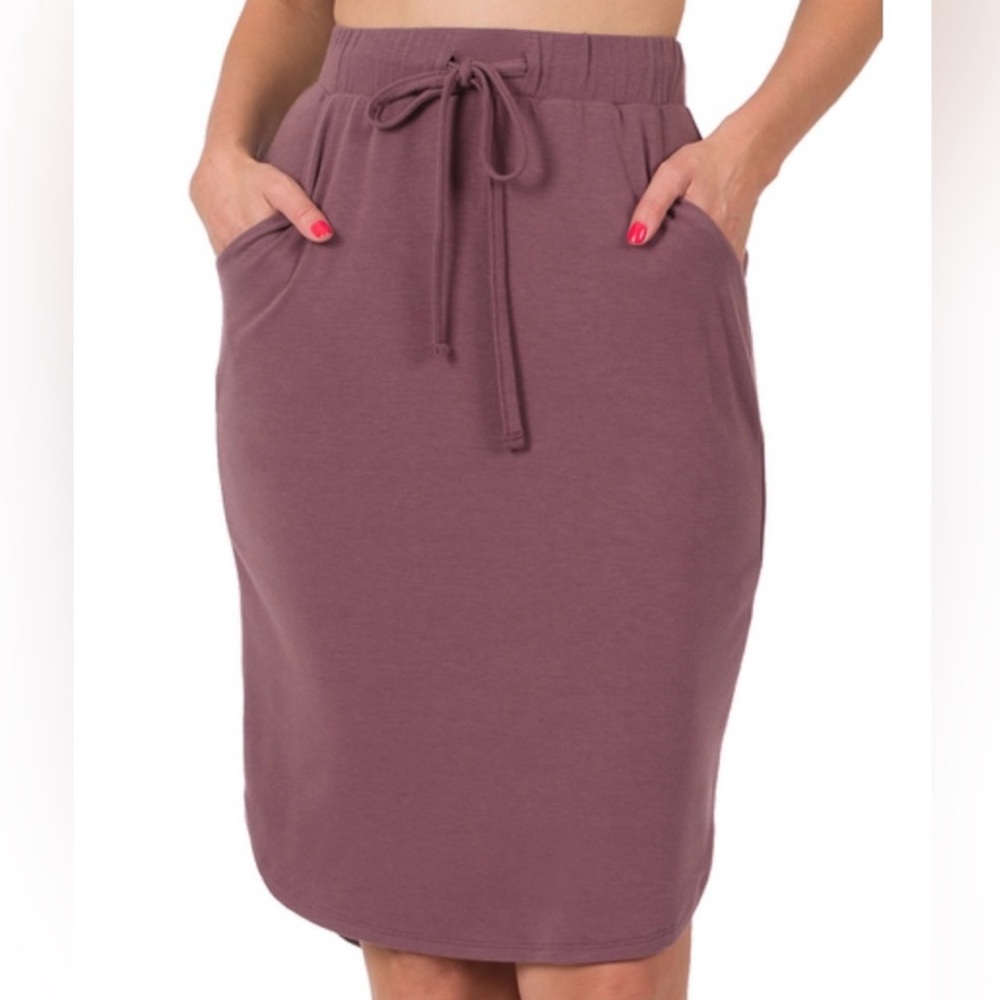 Zenana Elastic Waist Tulip Hem Skirt Eggplant